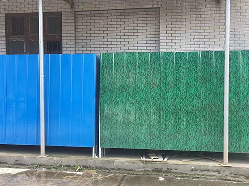 綵鋼瓦